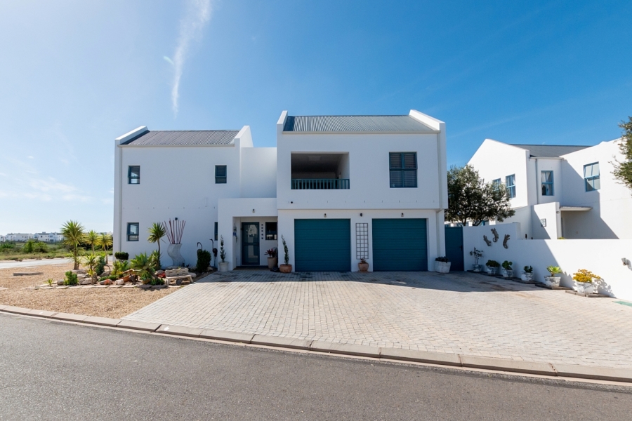 3 Bedroom Property for Sale in Blue Lagoon Western Cape